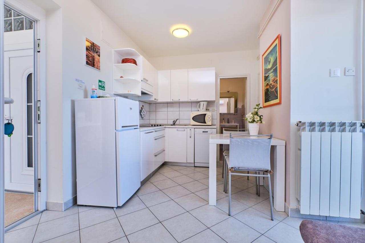 Beautiful Apartments Ksenija Mali Lošinj Εξωτερικό φωτογραφία